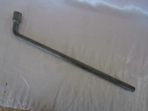 used genuine Dayton wire wheel lug wrench for jaguar xj6 xjs - Picture 1 of 2