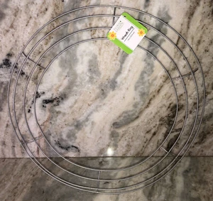14” Silver Wire Wreath Form-Xmas,Halloween,Thanksgiving,Memorial Day-NEW-SHIP24H - Picture 1 of 12