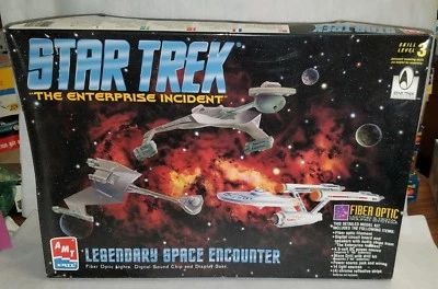 AMT/ERTL STAR TREK THE ENTERPRISE INCIDENT SPACE ENCOUNTER UNSEALED MODEL KIT - Image 1 of 4
