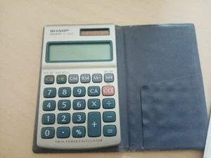 Calculatrice SHARP ELSI MATE EL-326E avec étui de protection /Testé et fonction - Photo 1/4
