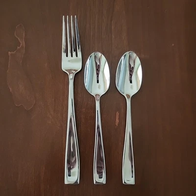 Oneida Moda 1 Dinner Fork 2 Teaspoons 18/10 Stainless Steel 3 Pieces OHSMODA1 - Image 1 of 4
