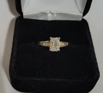 Diamante cultivado en laboratorio corte radiante 1,01 certificado IGI en 14 k YG. Talla 6 Foto 1 de 4