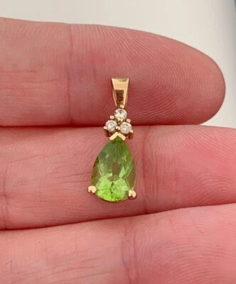 Pear Cut Simulated Green Peridot Solitaire Pendant Chain In 14k Rose Gold Plated - Image 1 of 4