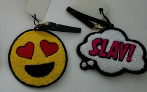 No Name Brand Retractable I.D. Holder Various Styles - Picture 1 of 4