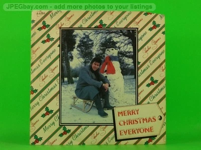STEVENS,SHAKIN' MERRY CHRISTMAS EVERYONE (PICTURE SLEEVE) (1) (137) 7" EPIC - Image 1 of 4