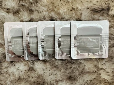 5 X 4 ml Samples of Sisley-Paris Gentle Facial Buffing Cream - Crème Gommante - Image 1 of 4