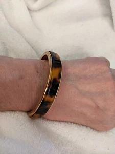Nachlass Verkauf Faux Schildpatt Armband aufklappbar Clip auf 1/2" breit ca. 6" L - Bild 1 von 6