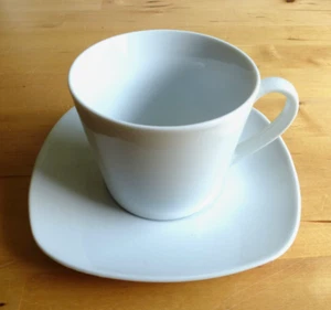 Kaffeegedeck Kaffeetasse EUROHOME Life (?) weiß mit quadratischer Untertasse - Bild 1 von 5