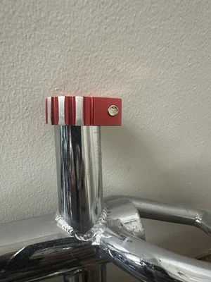 TIJA DE SILLÍN BMX ABRAZADERA ESTRIADA ALUMINIO VIEJA ESCUELA ROJO AZUL Y NEGRO 25.4 Foto 1 de 4