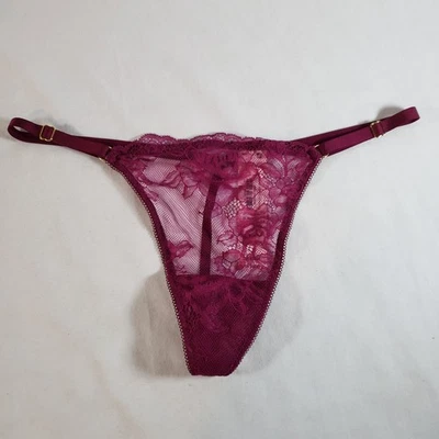 Victoria's Secret 玫瑰花边可调节 V 形弦中号新鲜果酱透明花卉 — 第 1/4 张图片