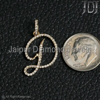 Colgante delicado unisex con letra de plata de ley 925 con diamantes pavé natural del alfabeto D Foto 1 de 4