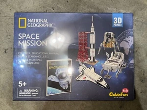 New National Geographic Space Mission 3D Puzzle with Educational Manual Shuttle - Picture 1 of 2