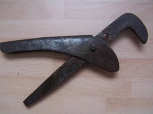 SPANNER, ADJUSTABLE, PIPE WRENCH, SPANNER, TOOL, METAL, VINTAGE - Picture 1 of 3