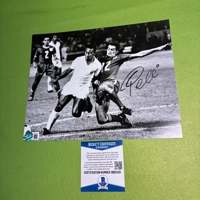 BAS COA Pele  Signed 8 X 10 Auto Soccer - Image 1 of 4