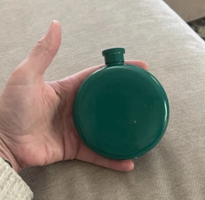 J Crew Stainless Steel Preppy Green Round Metal Flask St Patrick’s Paddy’s Day - Picture 1 of 6
