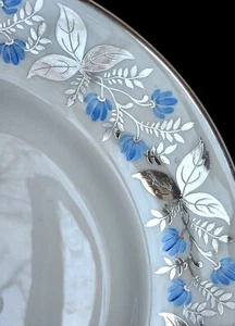 Wedgwood Art Deco Silver Luster Blue Flowers Dinner Plates WH3623 - Picture 1 of 4