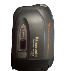 Panasonic PV-D209 Palmcorder Camcorder with battery, charger And tape - Picture 1 of 11
