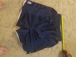 Vintage Nike Basketball Reversible Shorts Boy's Girl's Navy Maroon NBA 22"  - Picture 1 of 10