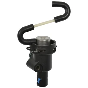 For 2000-2004 Volvo S40 1.9L L4 Fuel Injection Pressure Regulator SMP 2001 2002 - Picture 1 of 4