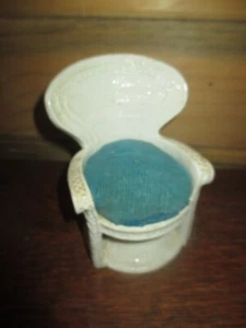 LENWILE ARDALT Vintage "WICKER CHAIR" Shaped Porcelain SEWING PINCUSHION- 1960's - Picture 1 of 5