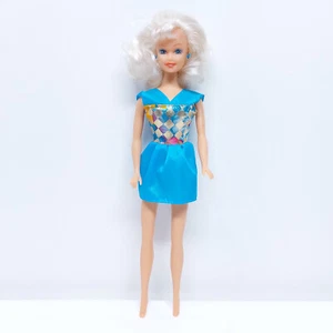 VINTAGE LOVEL Y PATSY BLONDE HAIR BLUE EYES DRESS EARRINGS BARBIE KO KNOCKOFF - Picture 1 of 18