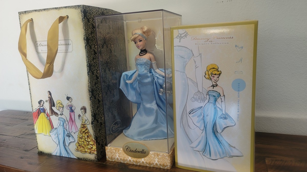 D23 Expo Disney Limited Edition Collectibles (1968-Now) for D23 Expo Disney Limited Edition Collectibles (1968-Now) for