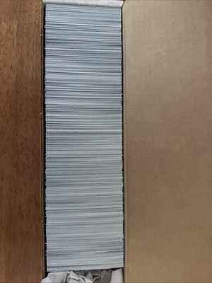 Lote de inicio de béisbol Topps 2003 (700 tarjetas) Foto 1 de 2