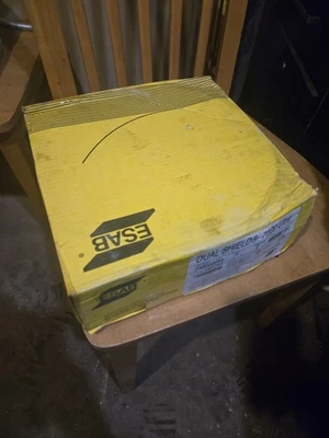 ESAB Dual 7100 Ultra Shield 248000044 0.045 in, 33 Lb. Mild Steel MIG Wire - Image 1 of 2