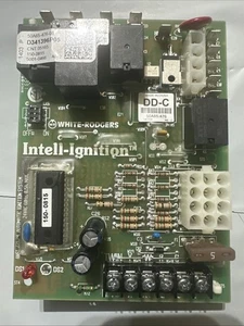 Replacement Furnace Control Board Replaces American Standard & Trane CNT05165 - Picture 1 of 2