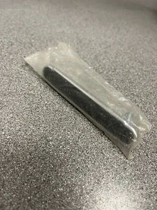 Dolorue Bar Cabinet Pull Silver and Black Modern 5" length, 3" center to center - Bild 1 von 6