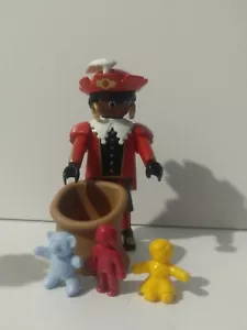 PLAYMOBIL AYUDANTE ROJO CON COMPLEMENTOS DE SAN NICOLAS 16/6/19 - Imagen 1 de 1