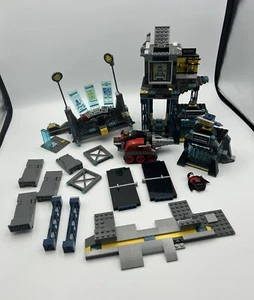 LEGO 6860 The Batcave Set - Partially Complete w/ 1 Minifigure -- see photos - Picture 1 of 9