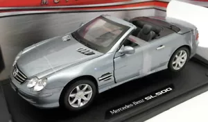 Motormax 1/18 Scale Diecast - 73130SIL Mercedes Benz 500SL Blue Silver - Picture 1 of 3