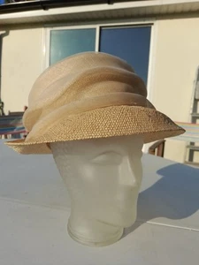 Occasion Hat - Picture 1 of 5