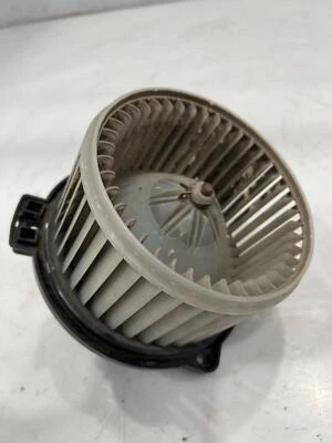 1995 - 2004 Toyota Tacoma aquecedor motor soprador CA FABRICANTE DE EQUIPAMENTO ORIGINAL 8710304030 - Imagem 1 de 4