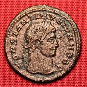 Ancient Roman Constantinus Bronze AE3 Coin, Camp Gate! - Picture 1 of 2