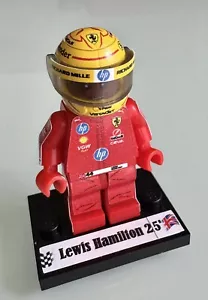F1 Minifigure Lewis Hamilton F1 2025 Debut Ferrari - Foto 1 di 4