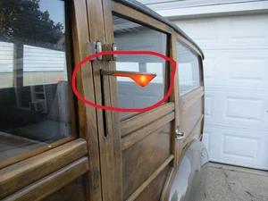 Lucas SF80 trafficator Rolls-Royce Silver Wraith - Dawn Bentley Mark VI & R-type - Picture 1 of 5