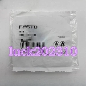  1PZ NUOVO Connettore FESTO QSRL-M5-4 153529 #YY - Foto 1 di 3