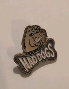 Prendedor de solapa para casco de fútbol americano Memphis Mad Dogs - Producto oficial con licencia CFL raro - Imagen 1 de 2