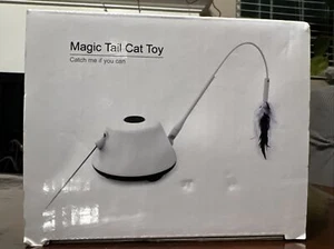 Magic Tail Katzenspielzeug Catch Me If You Can LED-Licht Neu Katze interaktiv - Bild 1 von 6