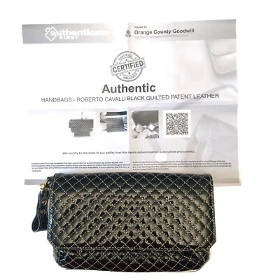 Bolso sin asas Roberto Cavalli acolchado negro charol 8"x5" clásico atemporal certificado de autenticidad Foto 1 de 4