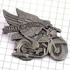 Przypinka plakietka Harley-Davidson dwukołowy motocykl srebrny Francja limitowana vintage
