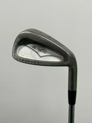 Macgregor MT Tourney 7 Iron / Regular Steel Shaft / Right Handed - Image 1 of 4