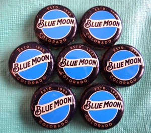 LOT OF 50 BLUE MOON BREWING ALE BEER BOTTLE CAPS OLD STYLE CRAFTS HOBBY CRAB ART - Picture 1 of 6