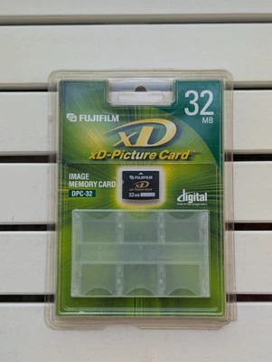 Fujifilm xD Picture Card 32MB Camera Memory Card (Also Fits Olympus) New Sealed! - Image 1 of 2