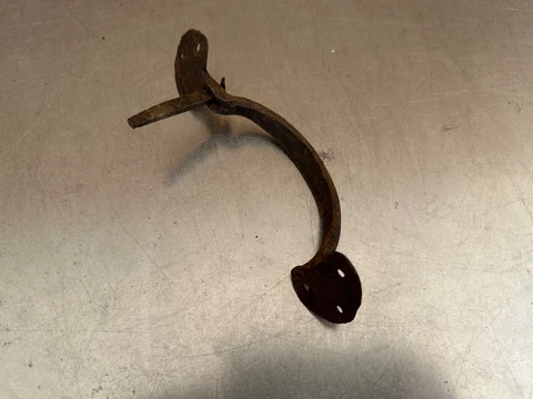VTG FORGED METAL FARM HOUSE BARN DOOR PULL HANDLE PRIMITIVE GATE ARCHITECTURAL Cover