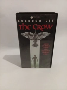 The Crow Movie VHS Tape Brandon Lee Ernie Hudson 90s - Picture 1 of 2