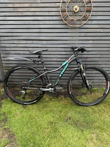 Trek Cali S Women's - Picture 1 of 5