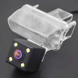 For Toyota Auris hatchback E150 Fortuner Yaris Prius C Aqua reverse camera - Picture 1 of 6